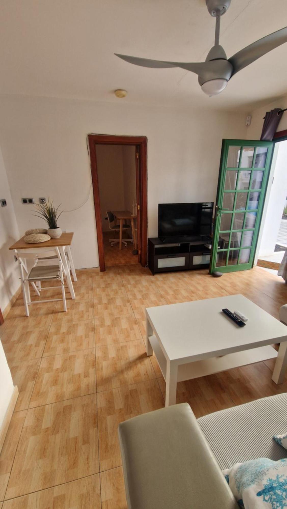 Lukite House Apartment Tías Екстериор снимка